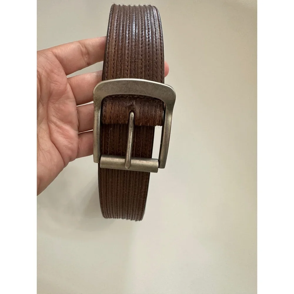 Trafalgar Mens Brown Oil Tanned Vegetable Leather Ribbed Stitched Belt Size 36